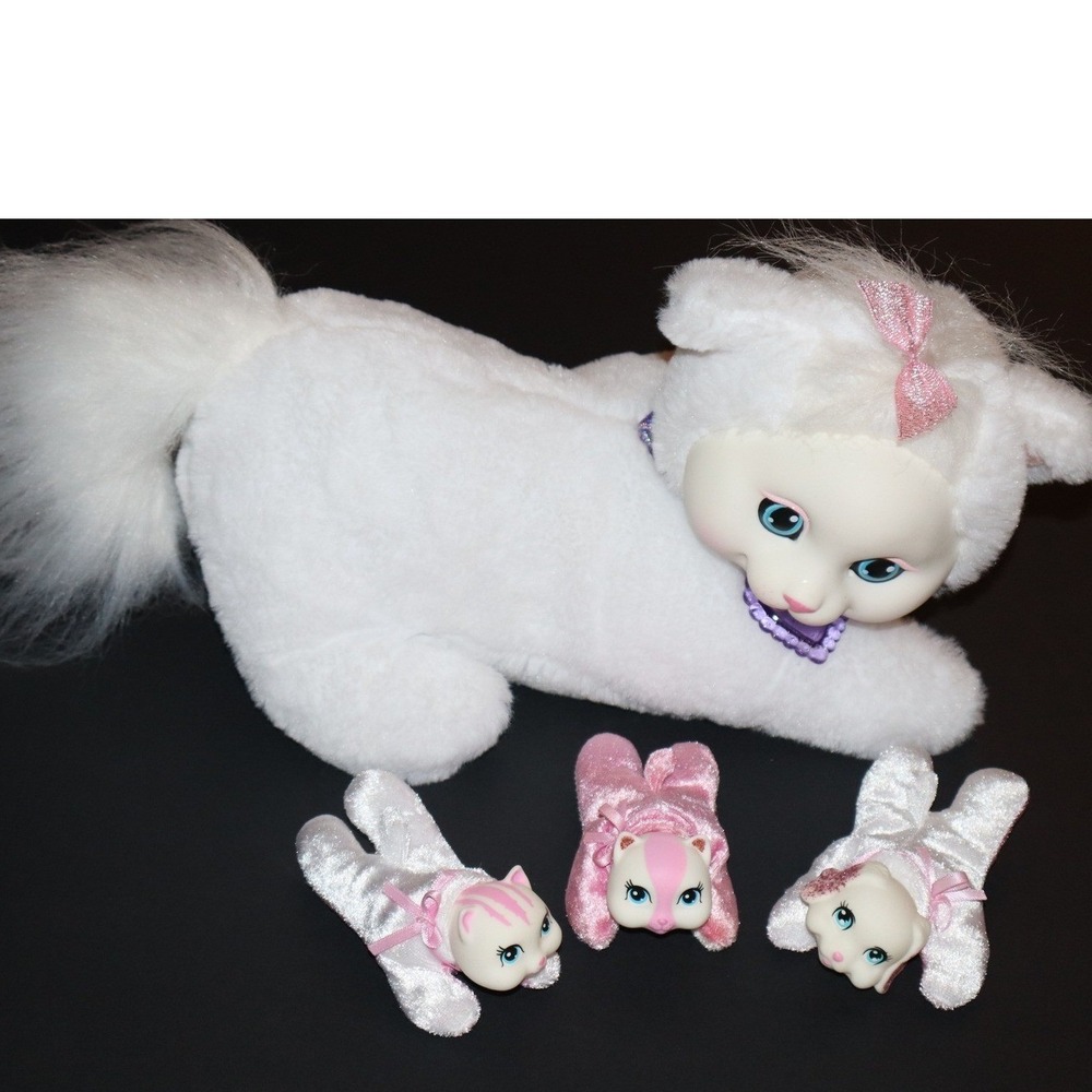 Kitty Surprise 2017 White Mother Cat Plush with 3 Kittens White Pink Toy Set